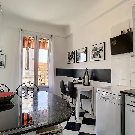 Apartment Nestor&jeeves - Notre Dame - Hyper Center - Floor - 180 View